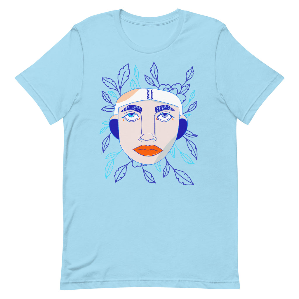 Comfy blauwe t-shirt met gezichtje  en blaadjes