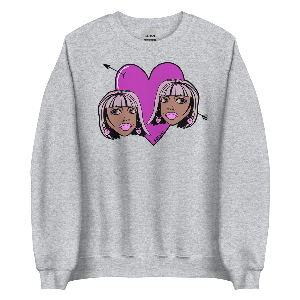 Grijze sweater met 'self love' print. Meisjes met roze hart