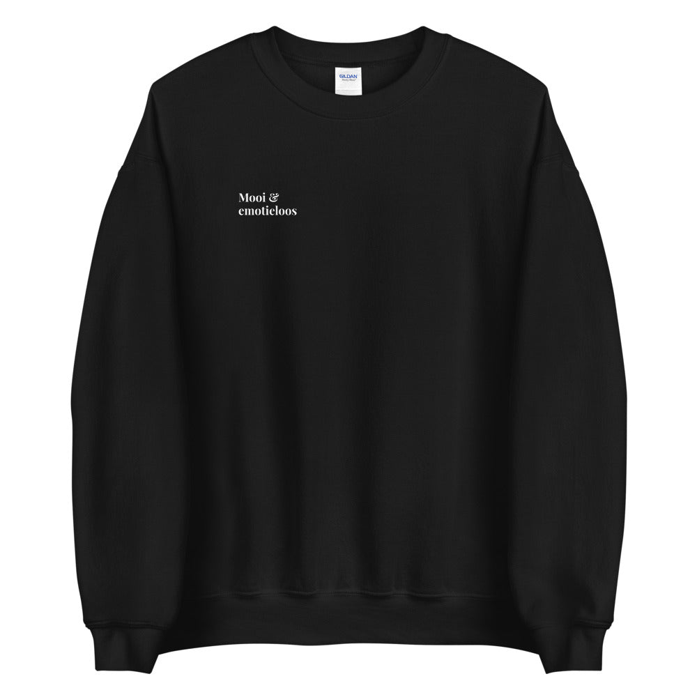 zwarte sweater met quote 'mooi&emotieloos'